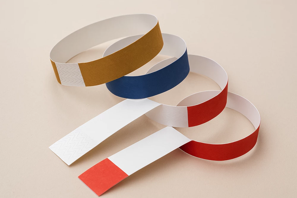 Engangsarmbånd i tyvek (coated papir) med chip